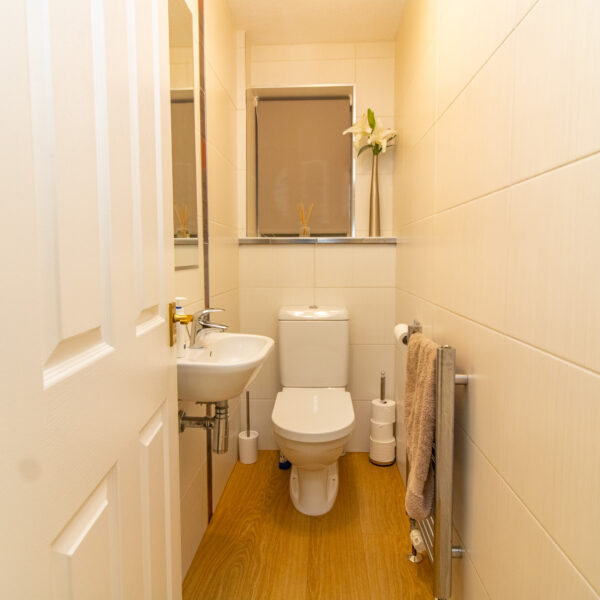 Newstead Avenue, Bushby, LE7