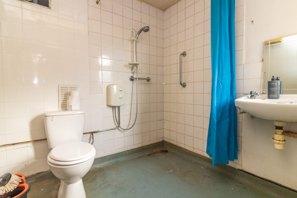 Hallam Crescent East, Leicester, LE3