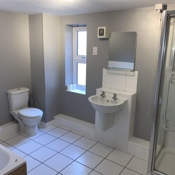 New Walk Central, 79 Princess Road East