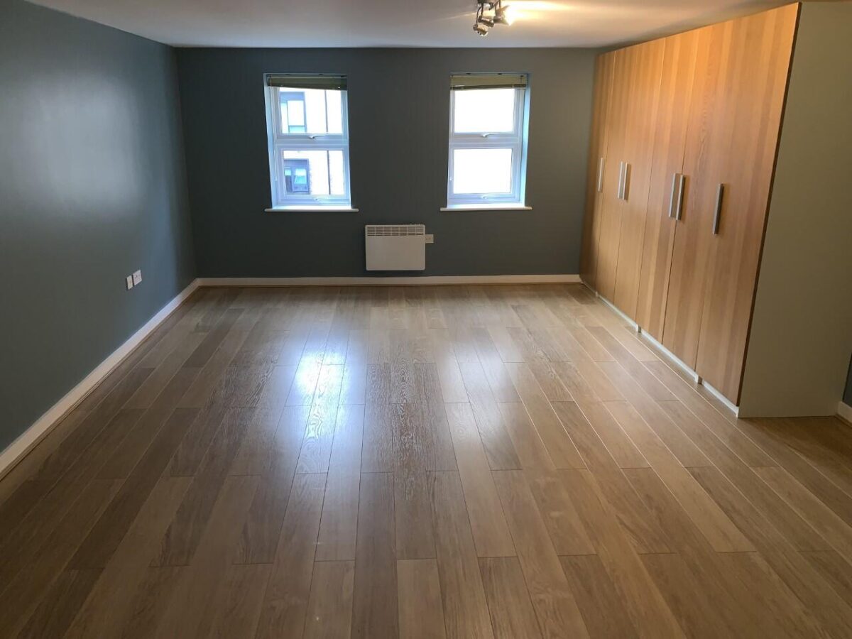 New Walk Central, 79 Princess Road East