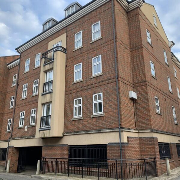 New Walk Central, 79 Princess Road East