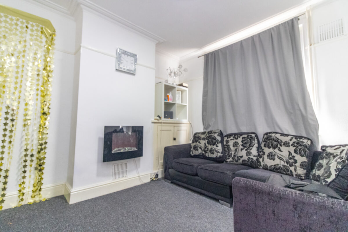 Cedar Road, Leicester, LE2