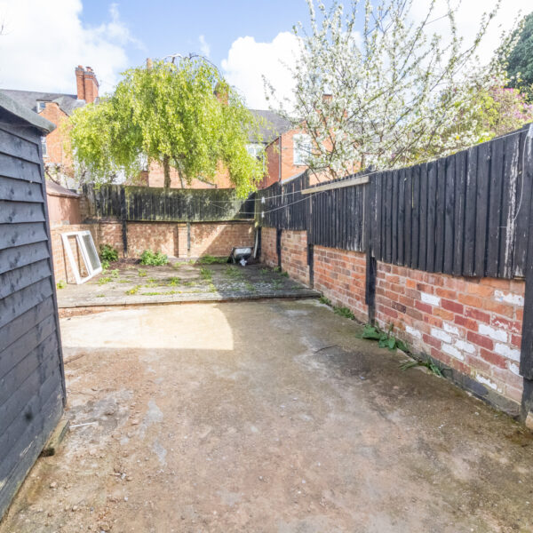 Cedar Road, Leicester, LE2