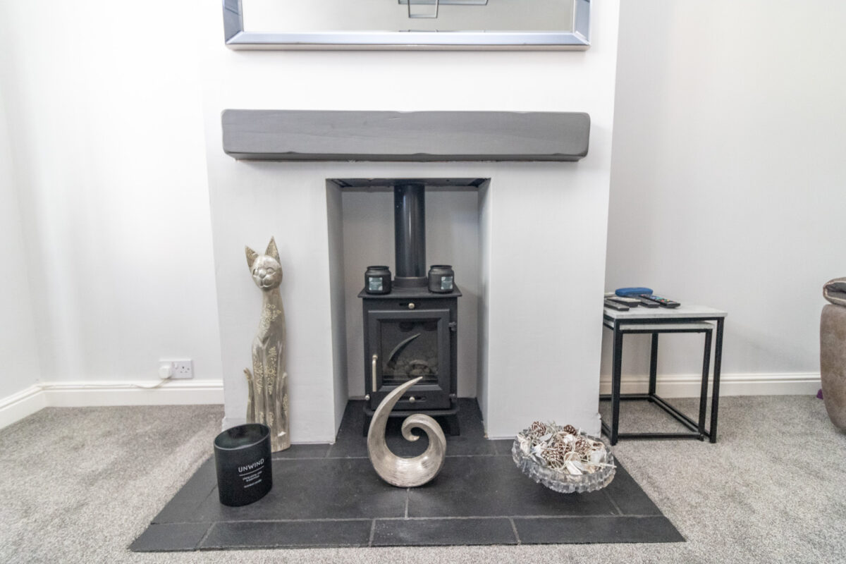 Central Avenue, Syston, LE7