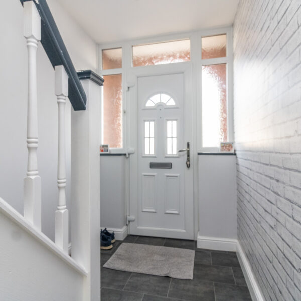 Central Avenue, Syston, LE7