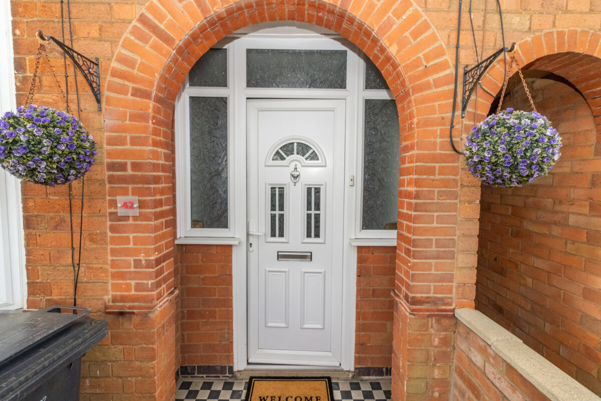 Central Avenue, Syston, LE7