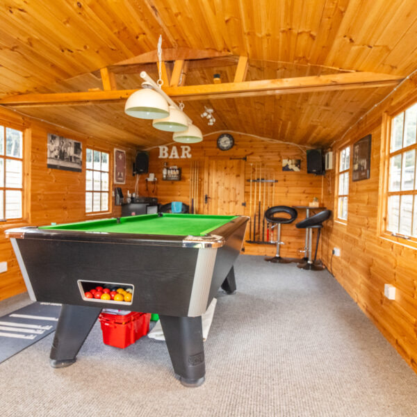 Central Avenue, Syston, LE7