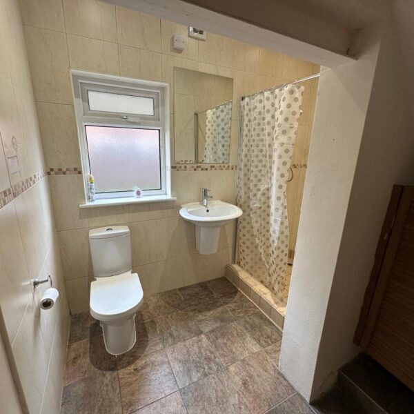 Middleton Place, Loughborough