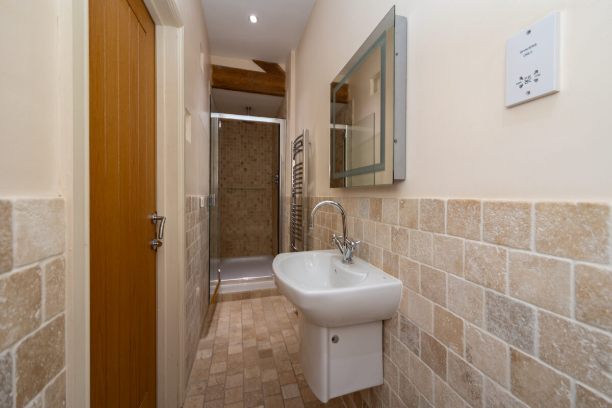 Station Road, Rothley, LE7