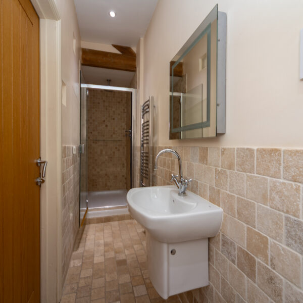 Station Road, Rothley, LE7