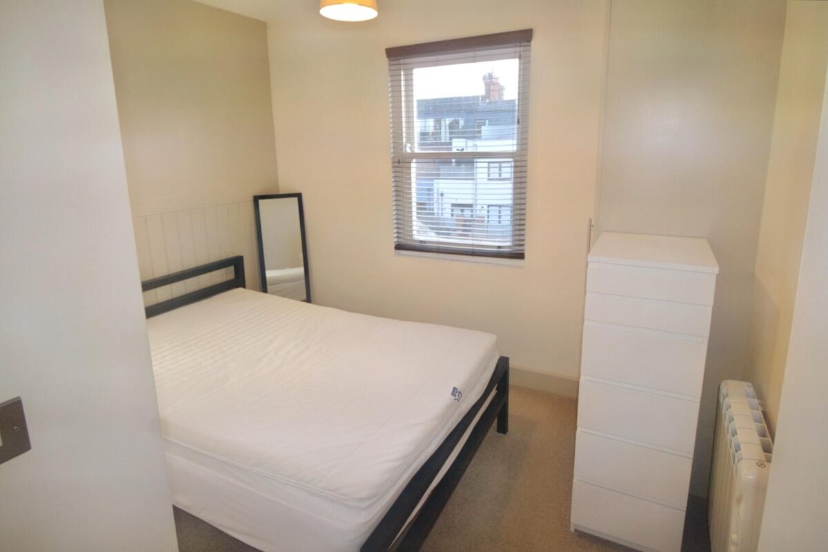 34 De Montfort Street