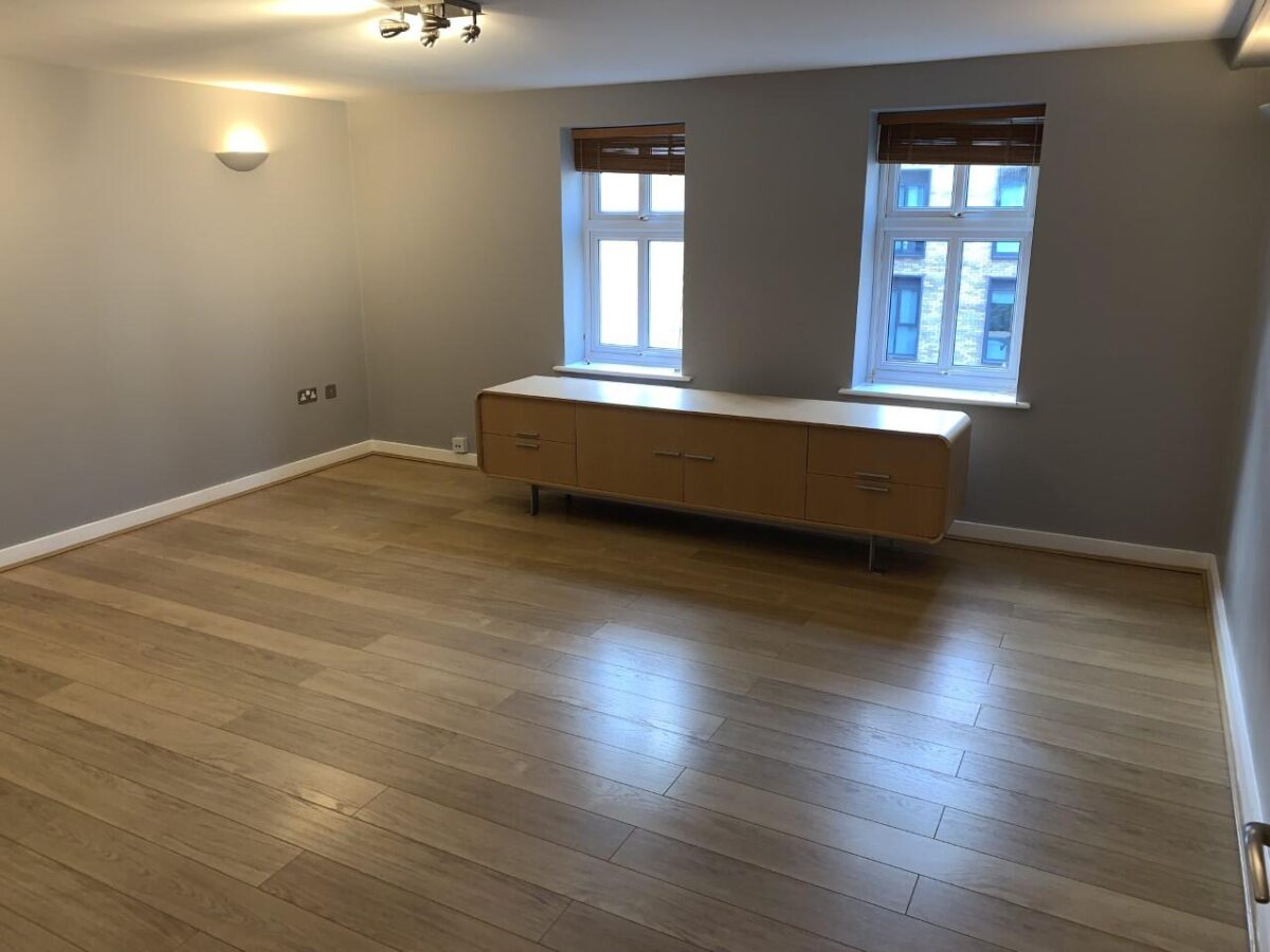 New Walk Central, 79 Princess Road East