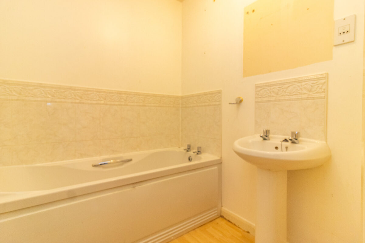 Oakwood Road, Leicester, LE4