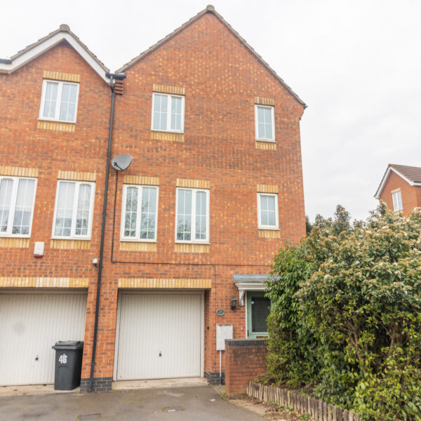 Oakwood Road, Leicester, LE4