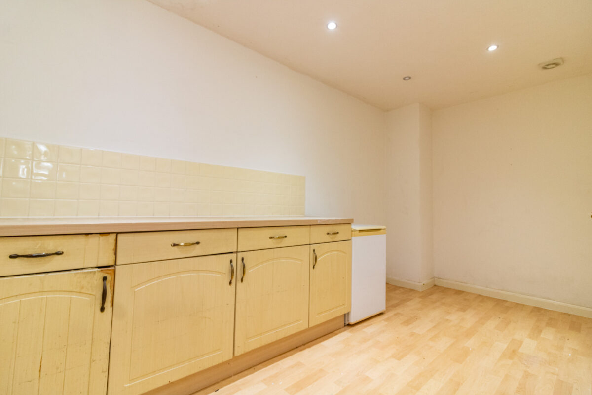 Oakwood Road, Leicester, LE4
