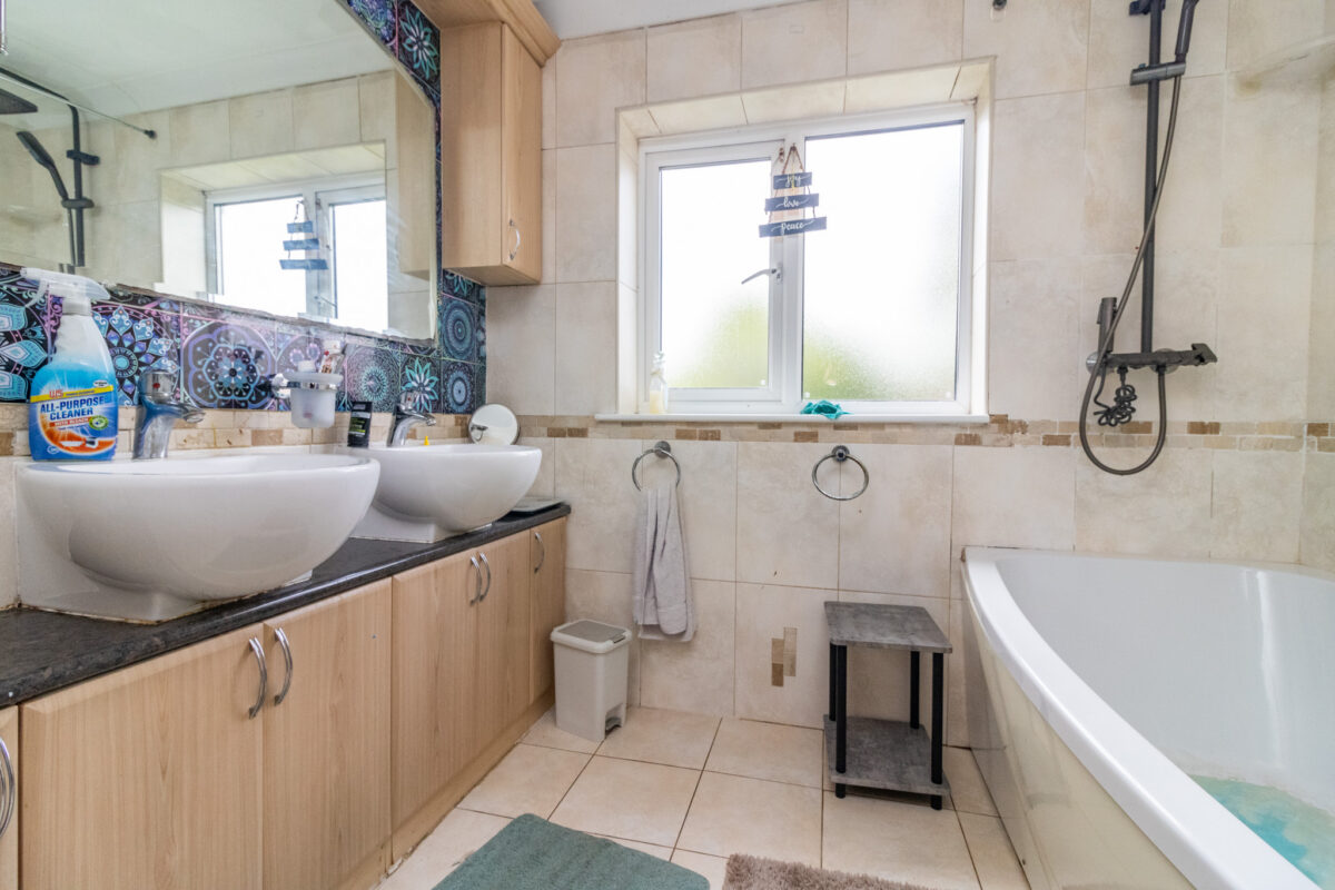 Glen Park Avenue, Glenfield, LE3