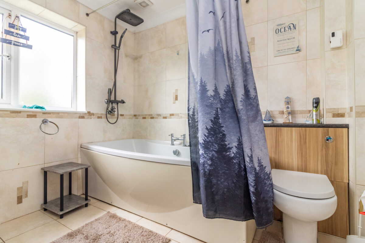 Glen Park Avenue, Glenfield, LE3