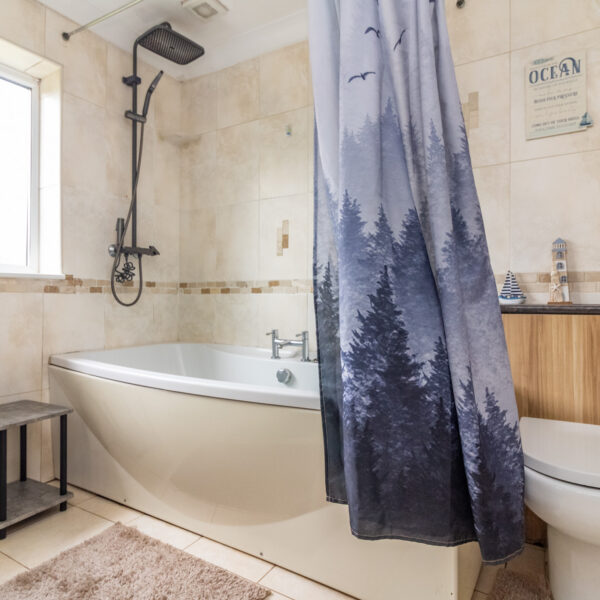 Glen Park Avenue, Glenfield, LE3