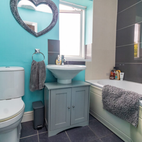 St. Martins Drive, Desford, LE9