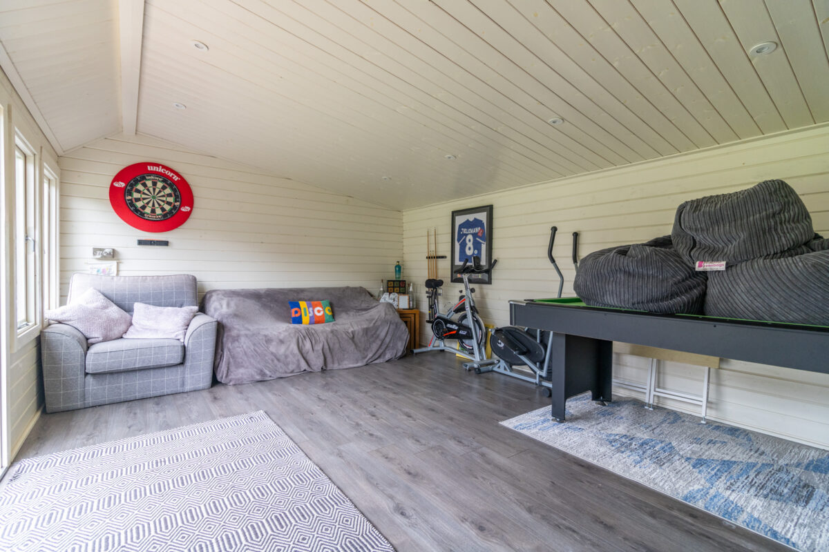 St. Martins Drive, Desford, LE9