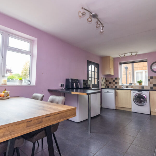 St. Martins Drive, Desford, LE9