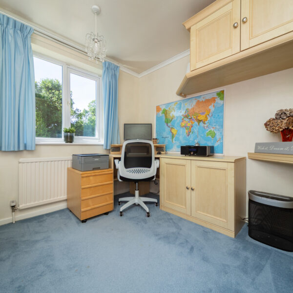 Leconfield Road, Loughborough, LE11