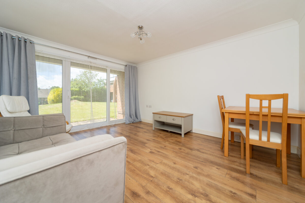 Burns Road, Knightthorpe Court Burns Road, LE11