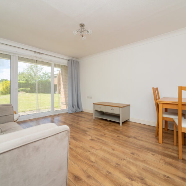 Burns Road, Knightthorpe Court Burns Road, LE11