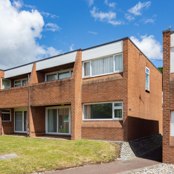 Burns Road, Knightthorpe Court Burns Road, LE11