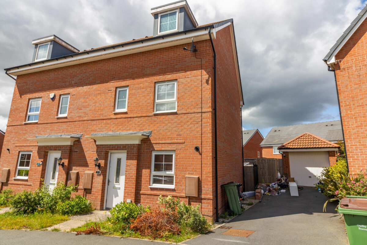 Gregory Way, Wigston