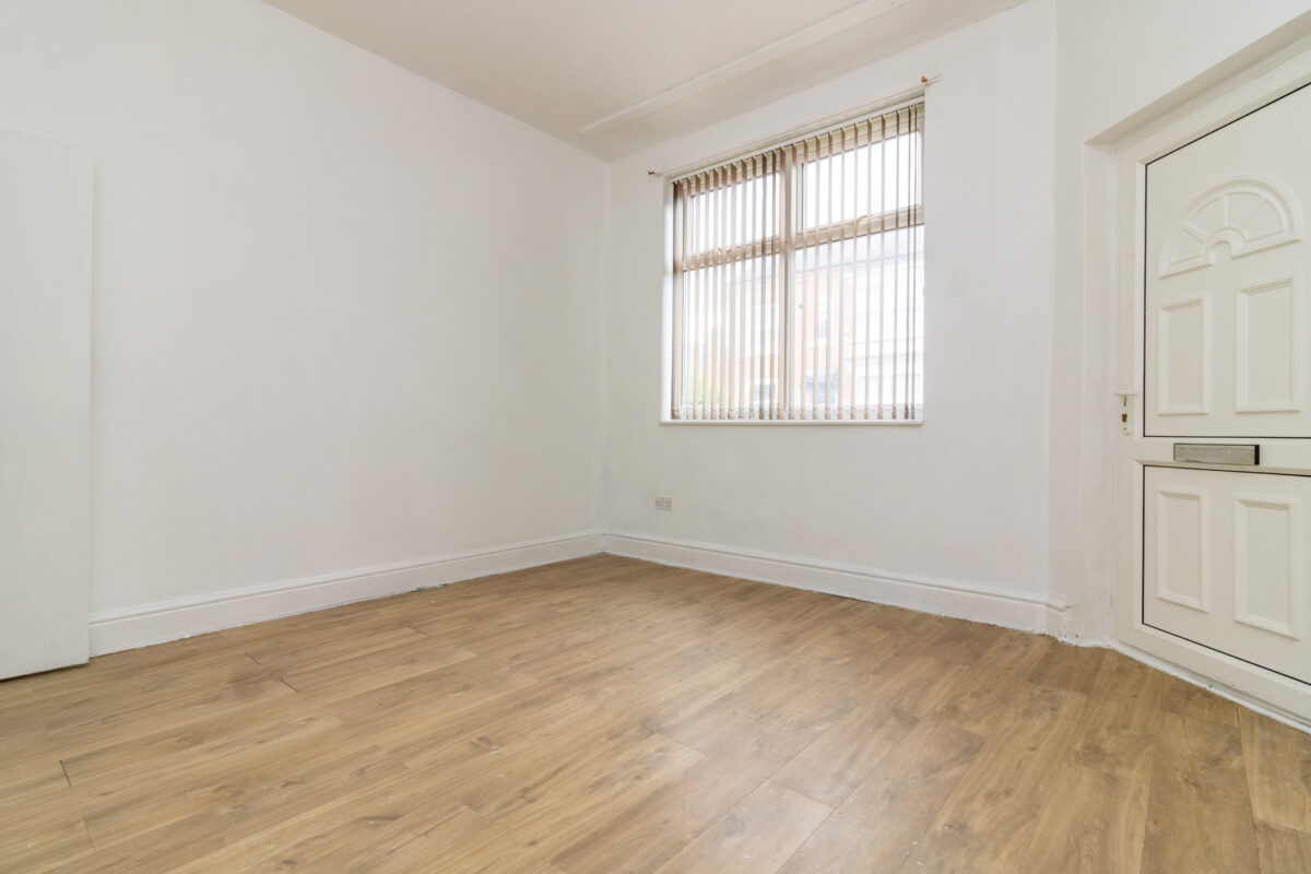 Eastleigh Road, Leicester, LE3