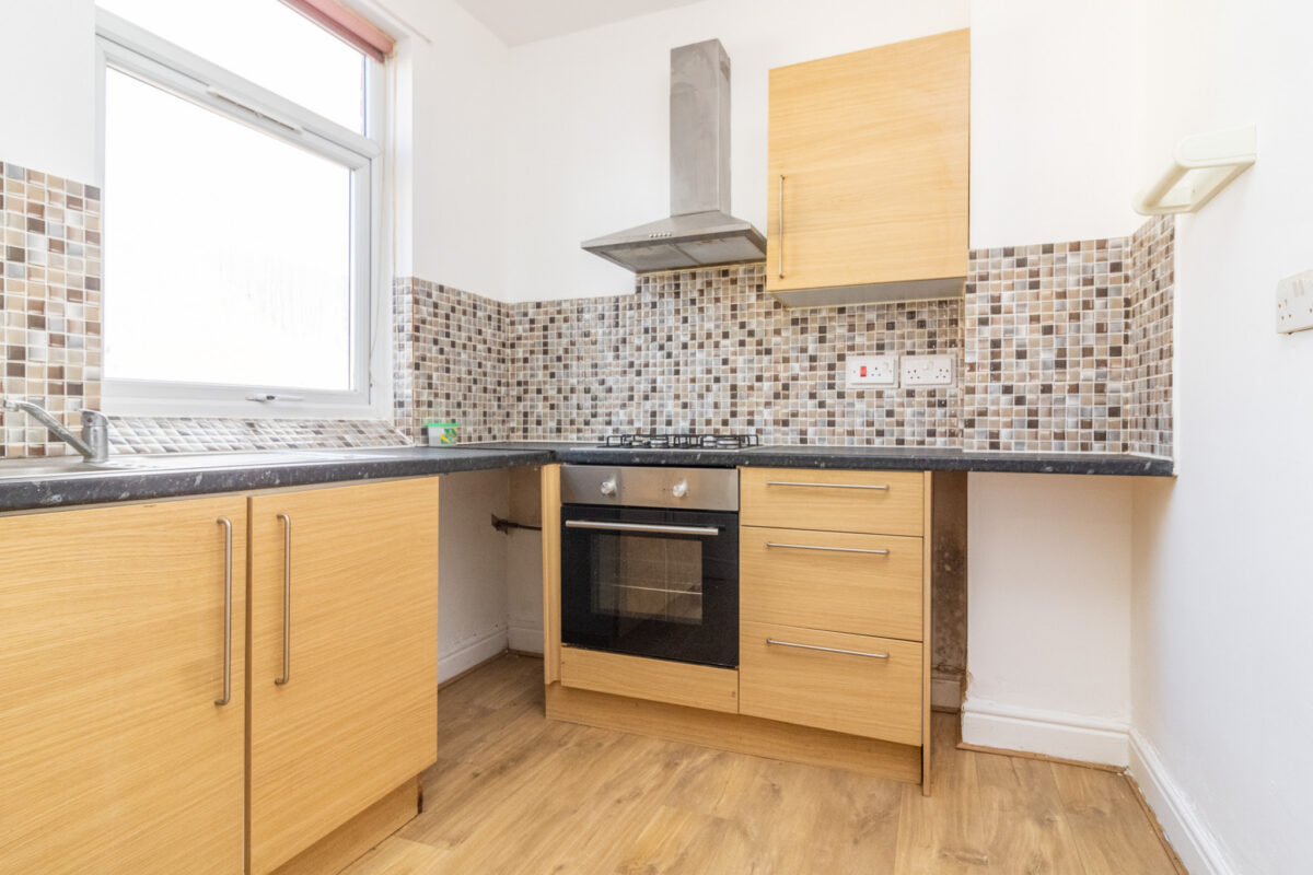 Eastleigh Road, Leicester, LE3