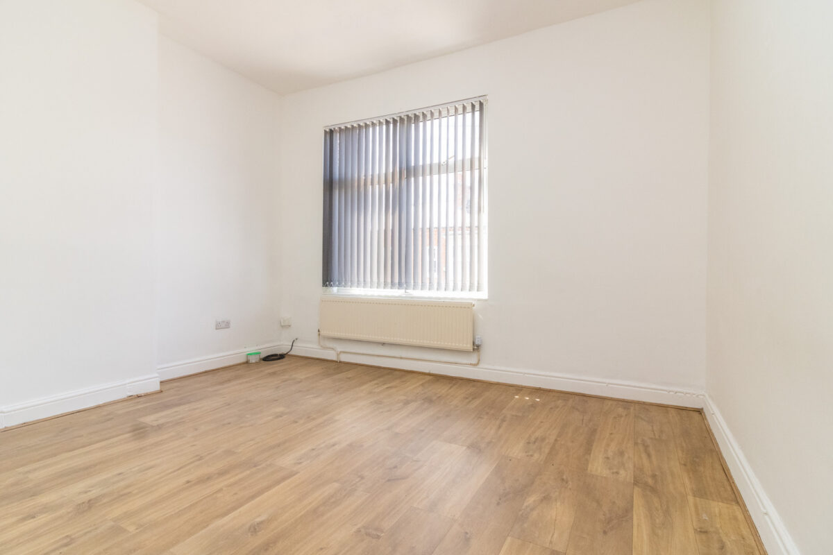 Eastleigh Road, Leicester, LE3