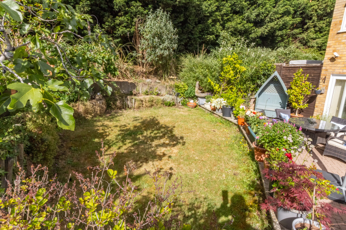 Ashington Close, Leicester, LE3