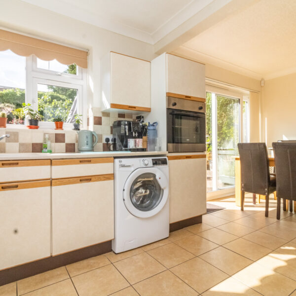 Ashington Close, Leicester, LE3