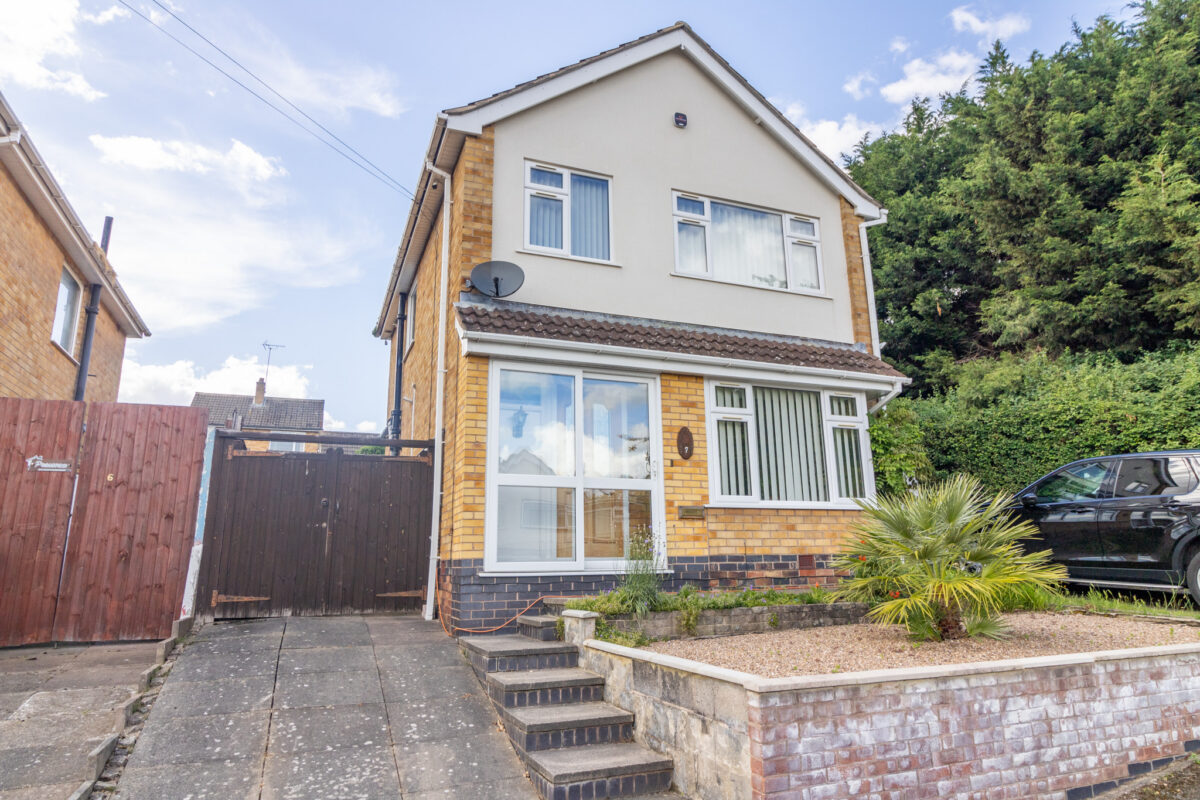 Ashington Close, Leicester, LE3