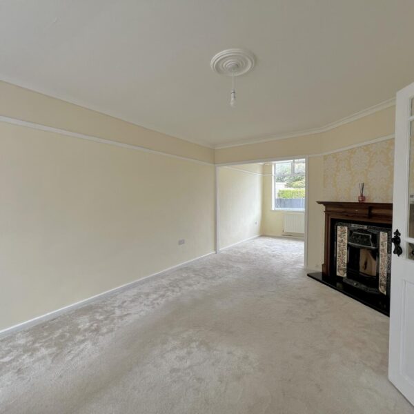 Queniborough Road, Queniborough