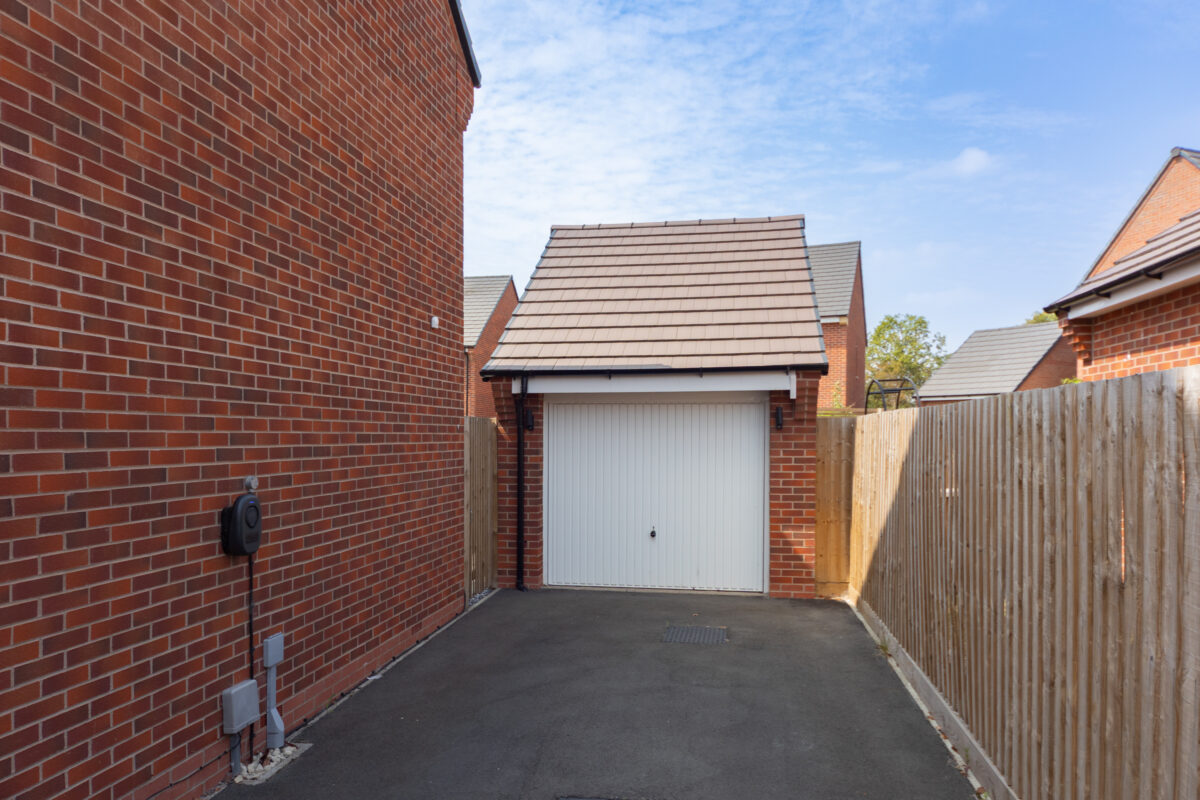 Dustmoor Drive, Quorn, LE12