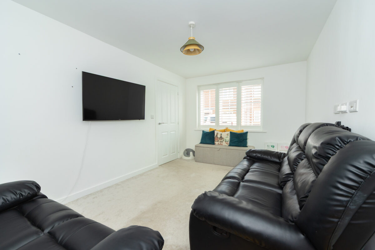 Dustmoor Drive, Quorn, LE12