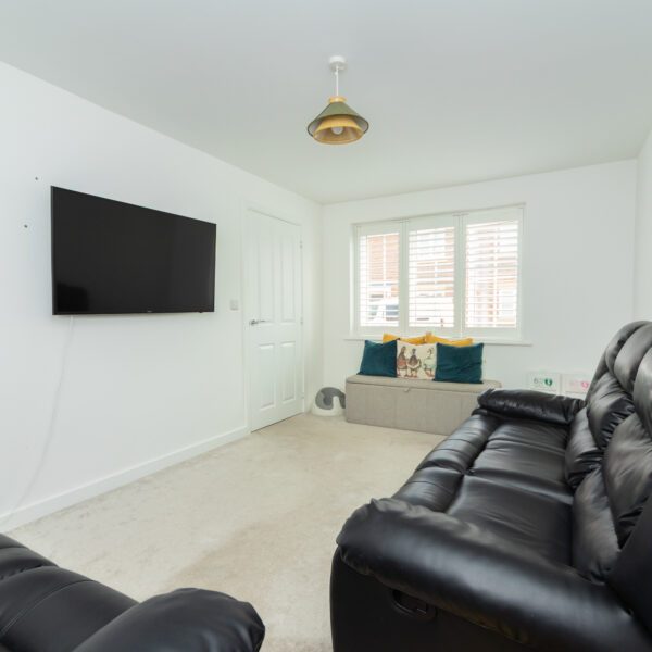 Dustmoor Drive, Quorn, LE12