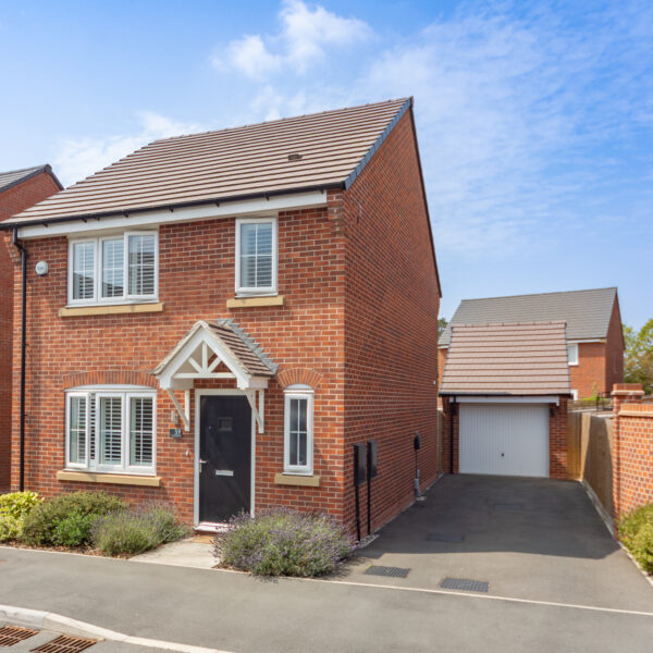 Dustmoor Drive, Quorn, LE12