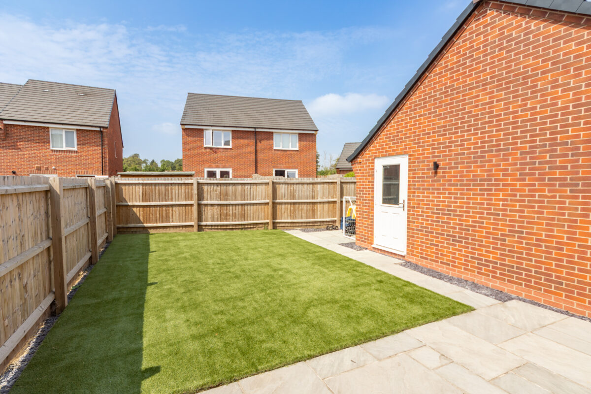 Dustmoor Drive, Quorn, LE12