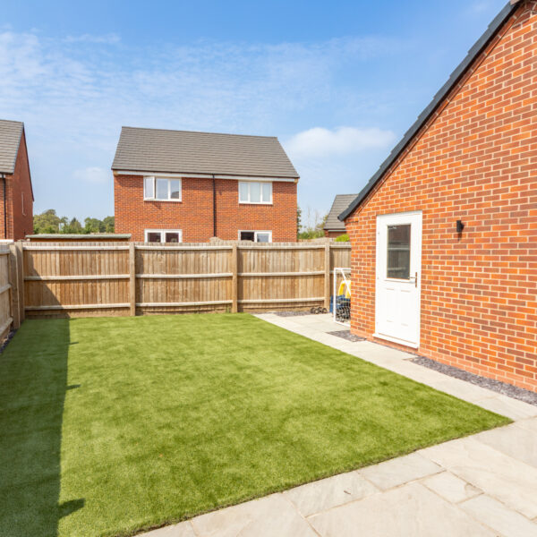 Dustmoor Drive, Quorn, LE12