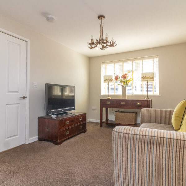 Barry Court, Narborough, LE19