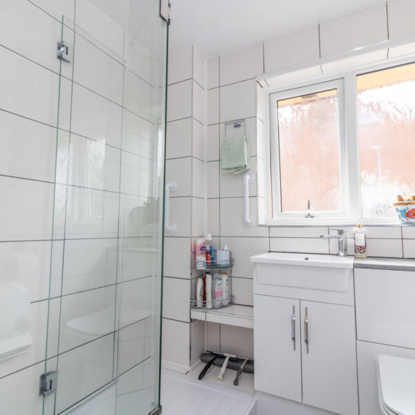 Miller Close, Leicester, LE4