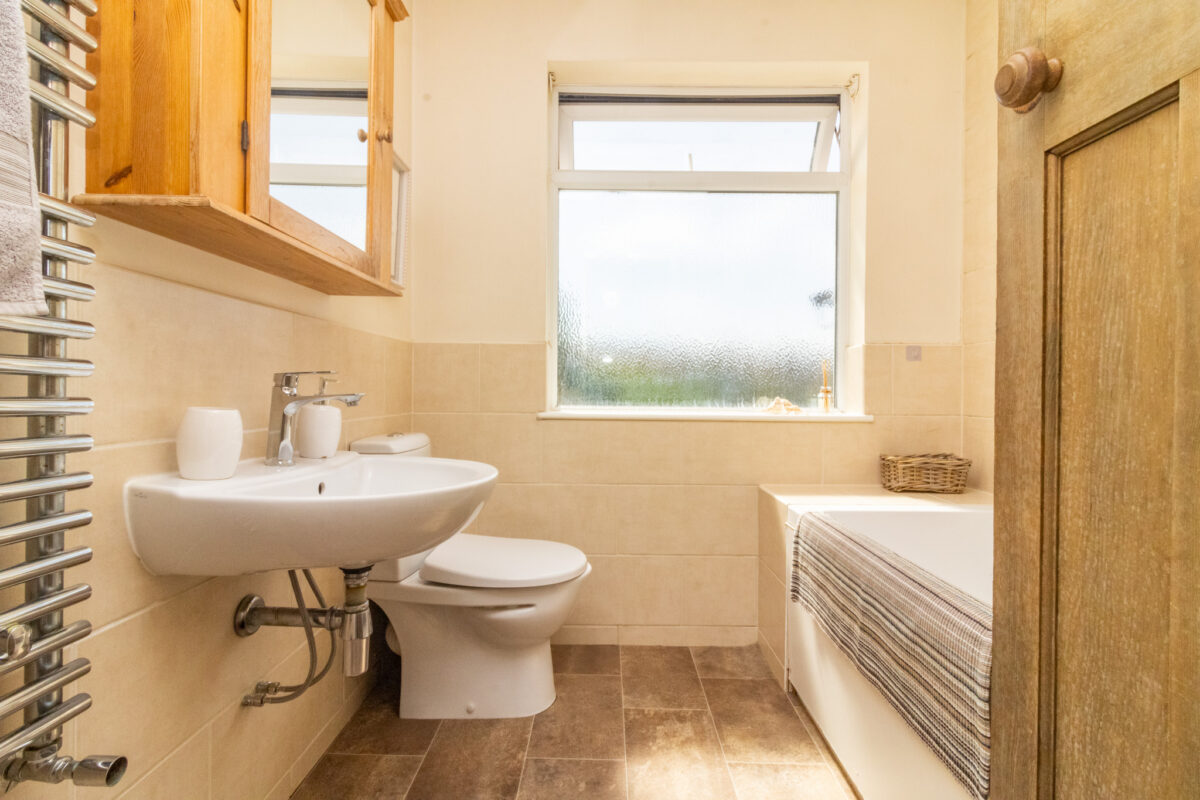 Belvoir Drive, Leicester, LE2