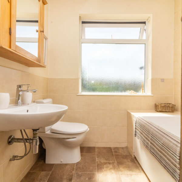 Belvoir Drive, Leicester, LE2