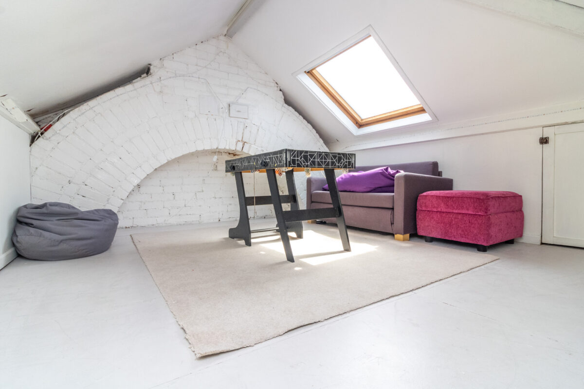 Belvoir Drive, Leicester, LE2