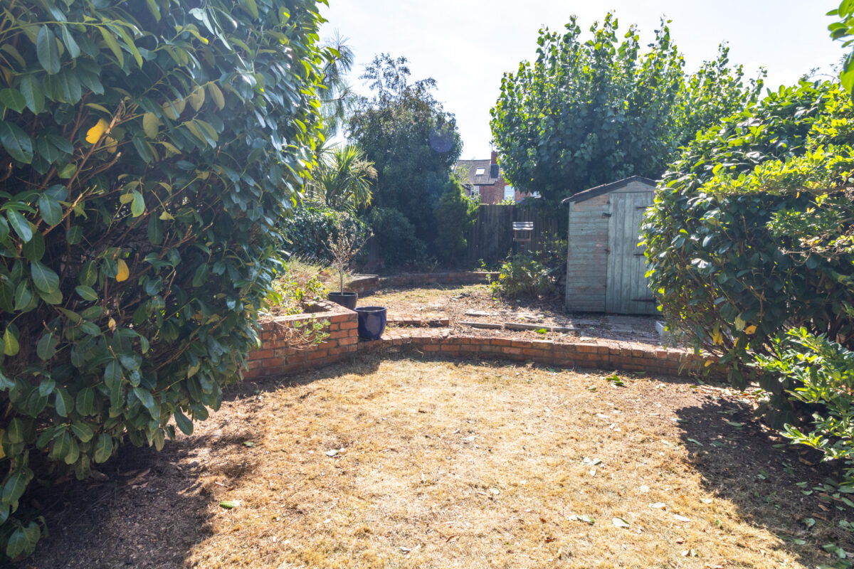 Belvoir Drive, Leicester, LE2