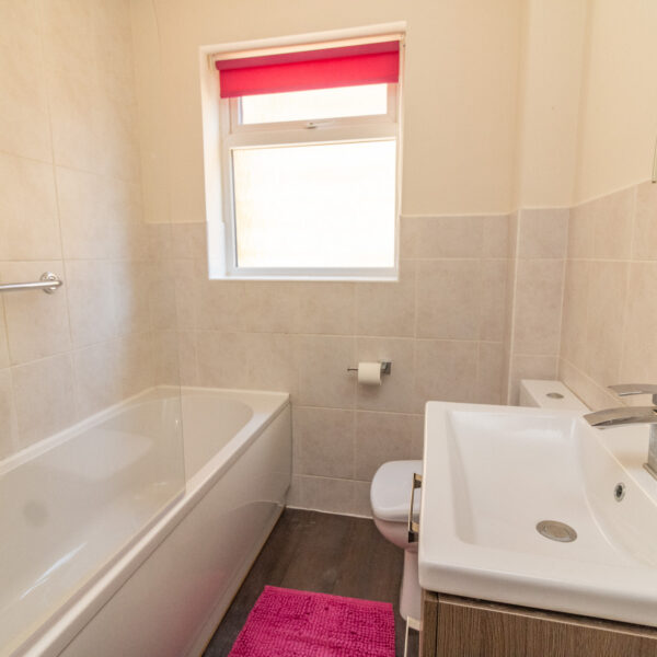 Highgrove Crescent, Leicester, LE2